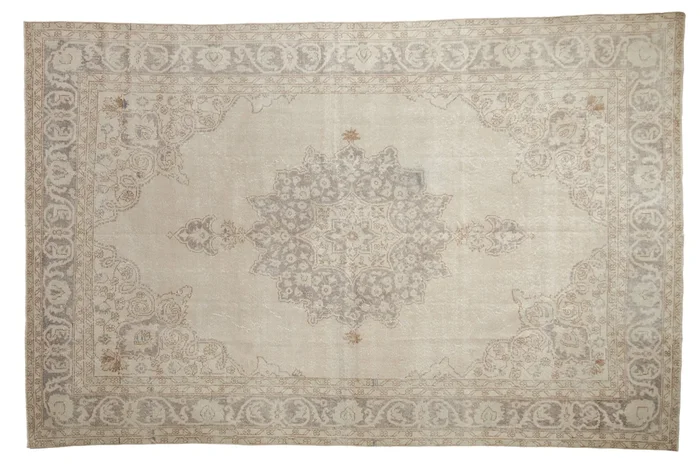 6.5×10 Vintage Distressed Sparta Carpet