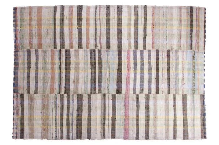 6.5×9.5 Vintage Rag Carpet