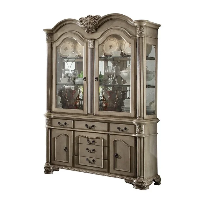 Chateau De Ville – Buffet & Hutch